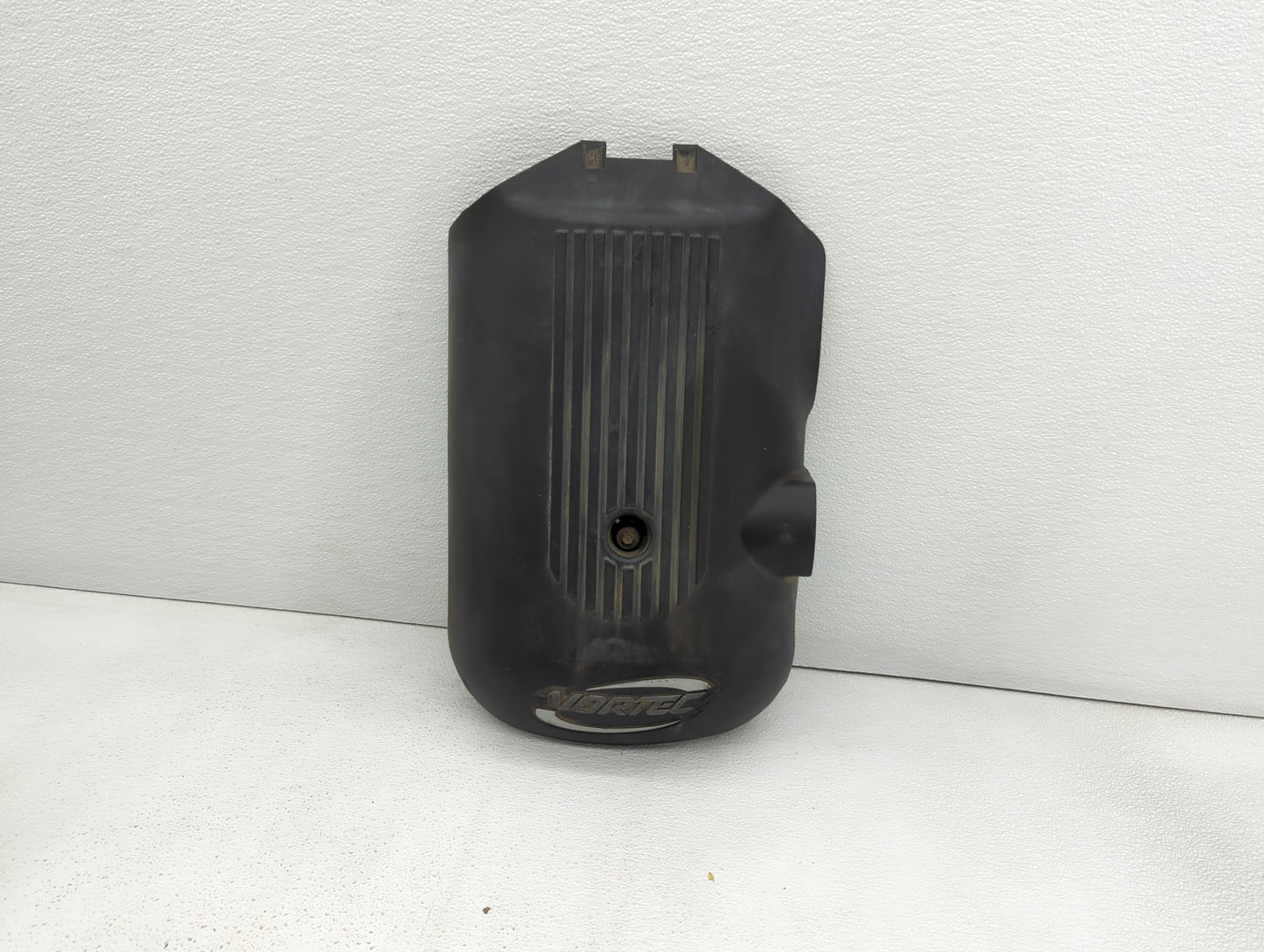 2004 Gmc Yukon Engine Cover - Oemusedautoparts1.com