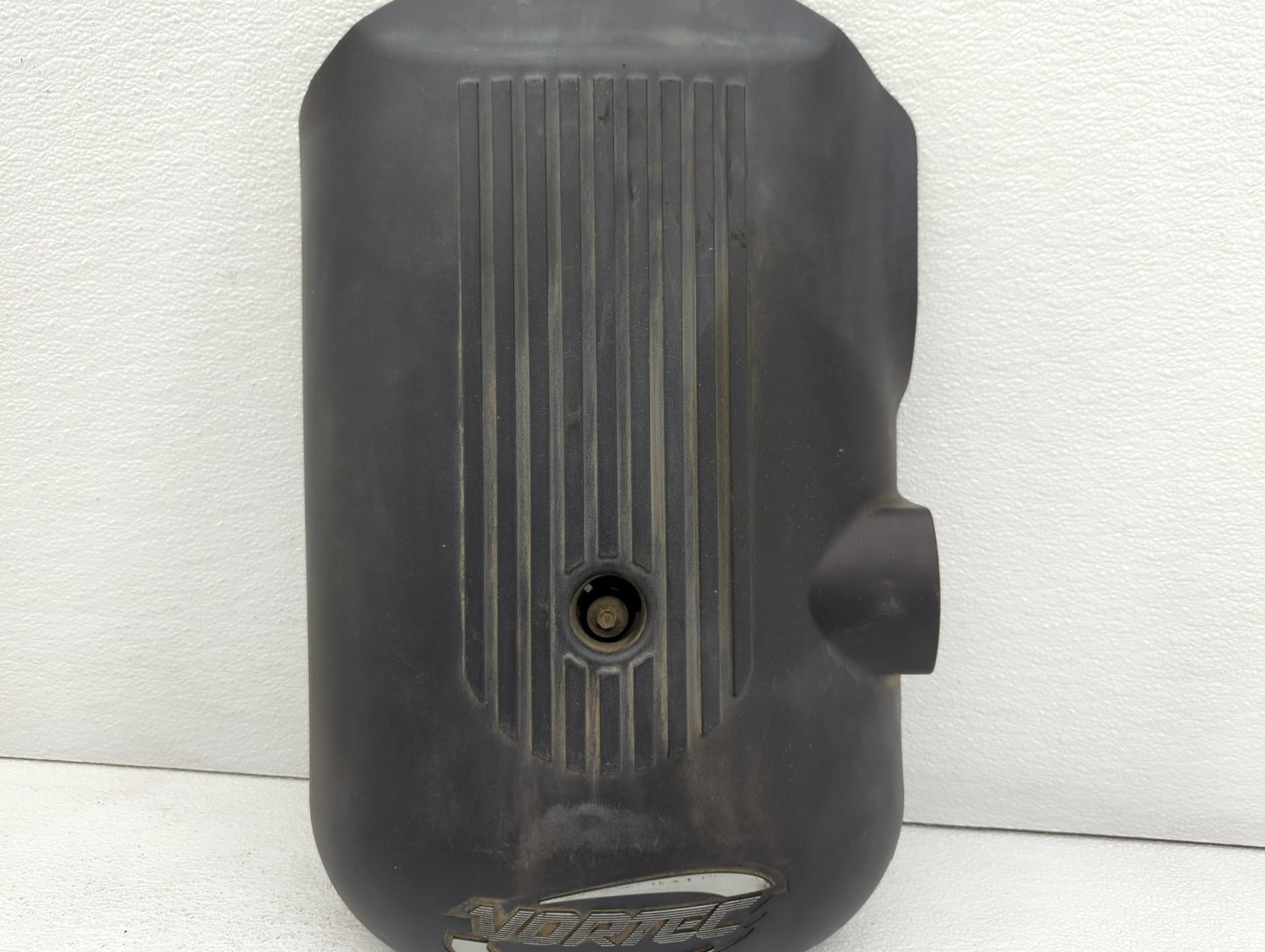 2004 Gmc Yukon Engine Cover - Oemusedautoparts1.com