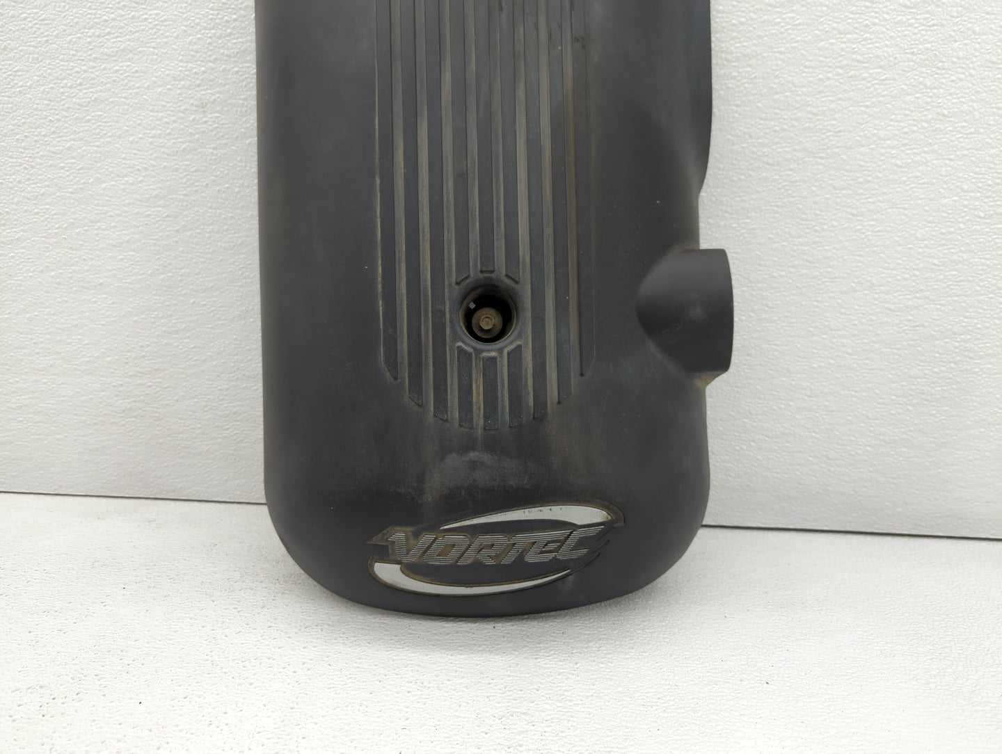 2004 Gmc Yukon Engine Cover - Oemusedautoparts1.com