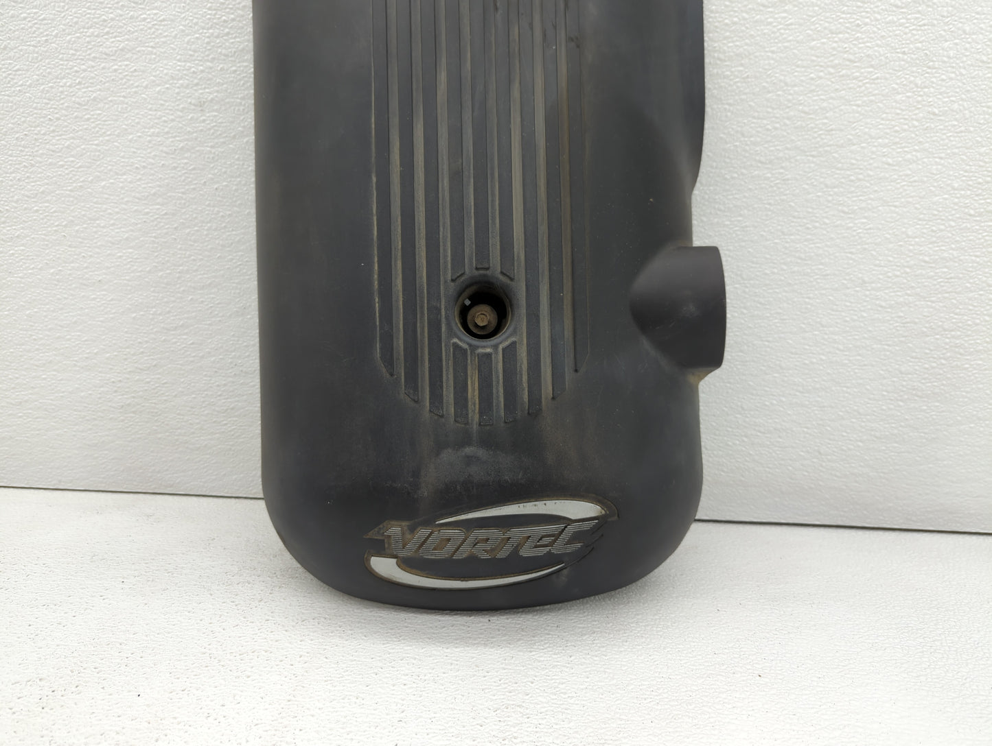 2004 Gmc Yukon Engine Cover - Oemusedautoparts1.com