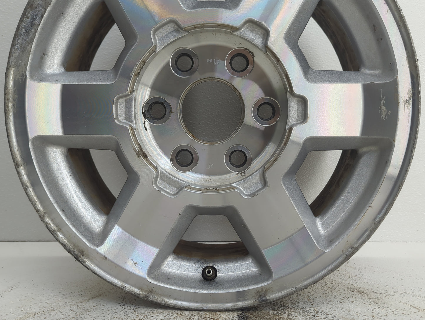 2003-2006 Gmc Yukon Oem Wheel Rim - Oemusedautoparts1.com
