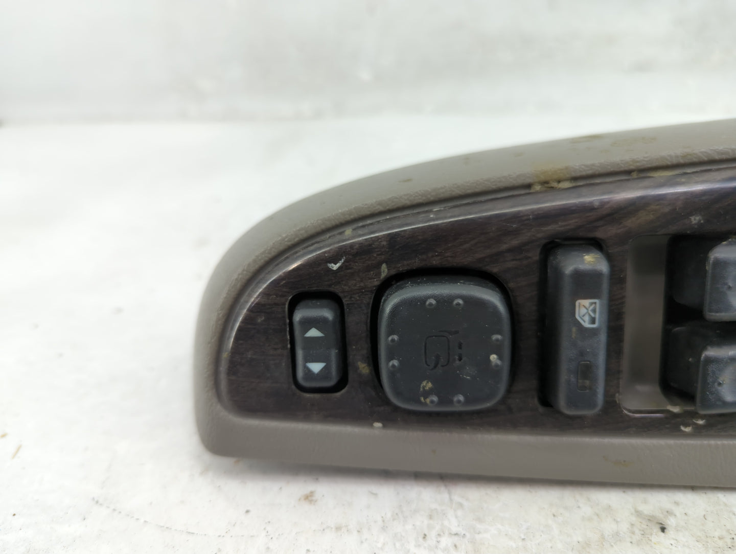 2003-2006 Gmc Yukon Master Power Window Switch Replacement Driver Side Left Fits Fits 2003 2004 2005 2006 2007 OEM Used Auto