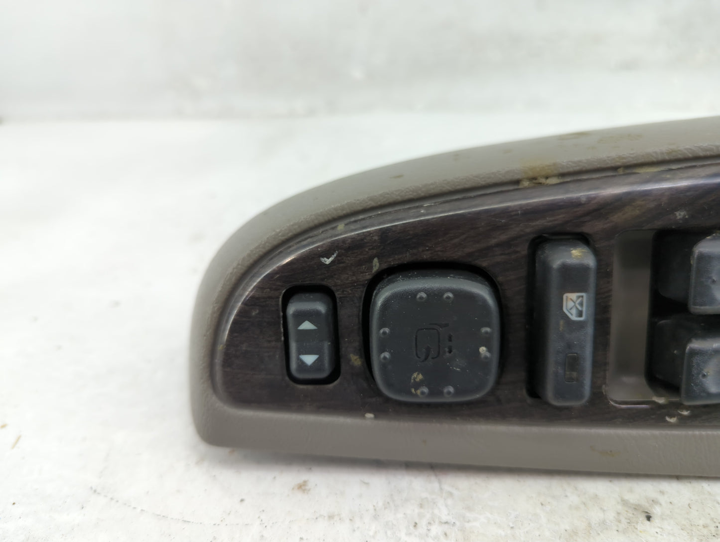 2003-2006 Gmc Yukon Master Power Window Switch Replacement Driver Side Left Fits Fits 2003 2004 2005 2006 2007 OEM Used Auto