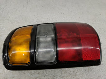 compare product 2004-2006 Gmc Yukon Xl Tail Light Assembly Passenger Right OEM P/N:15113218 Fits Fits 2004 2005 2006 OEM Used Auto Parts