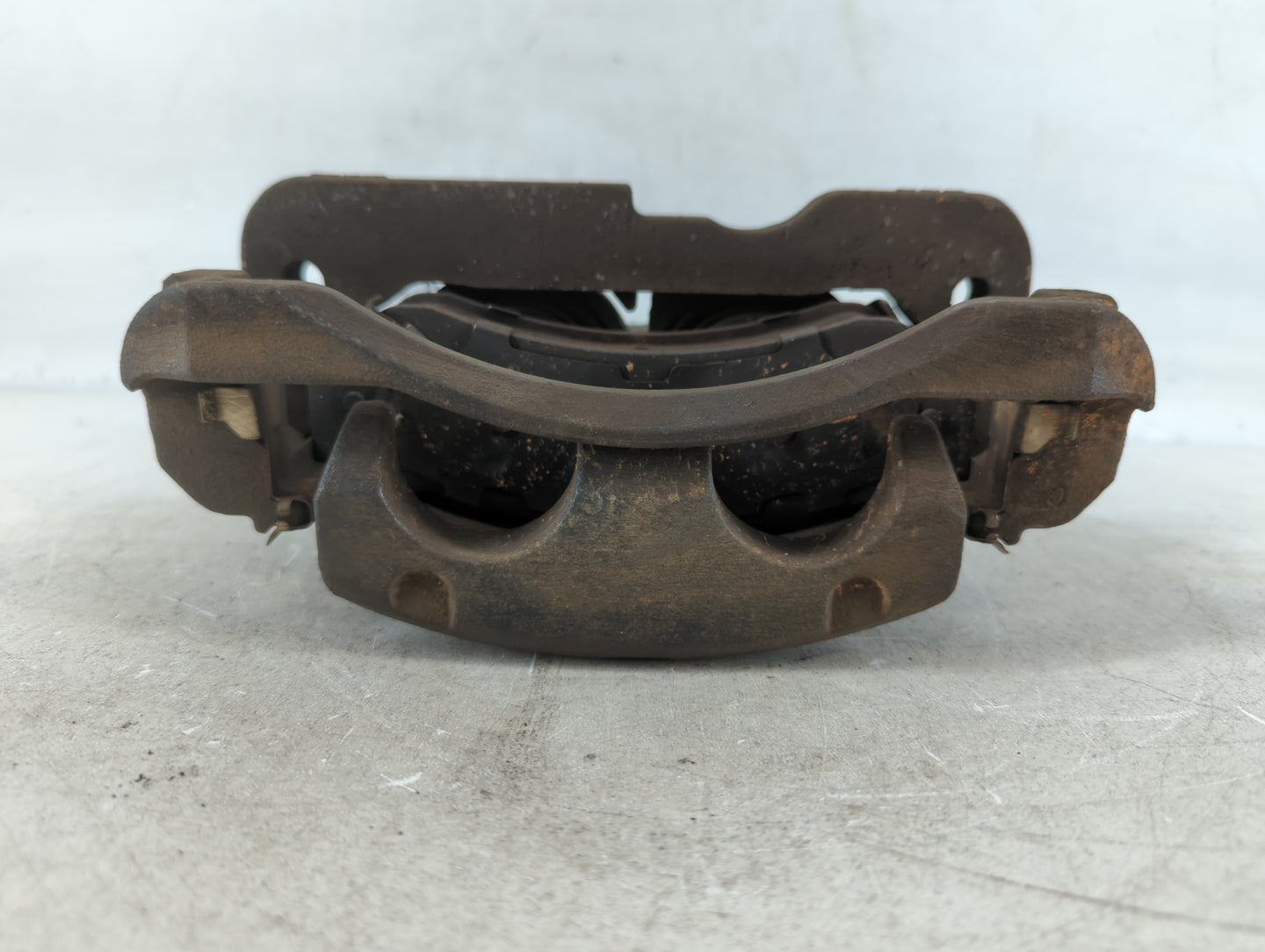 Gmc Yukon Xl Front Passenger Right Brake Caliper - Oemusedautoparts1.com