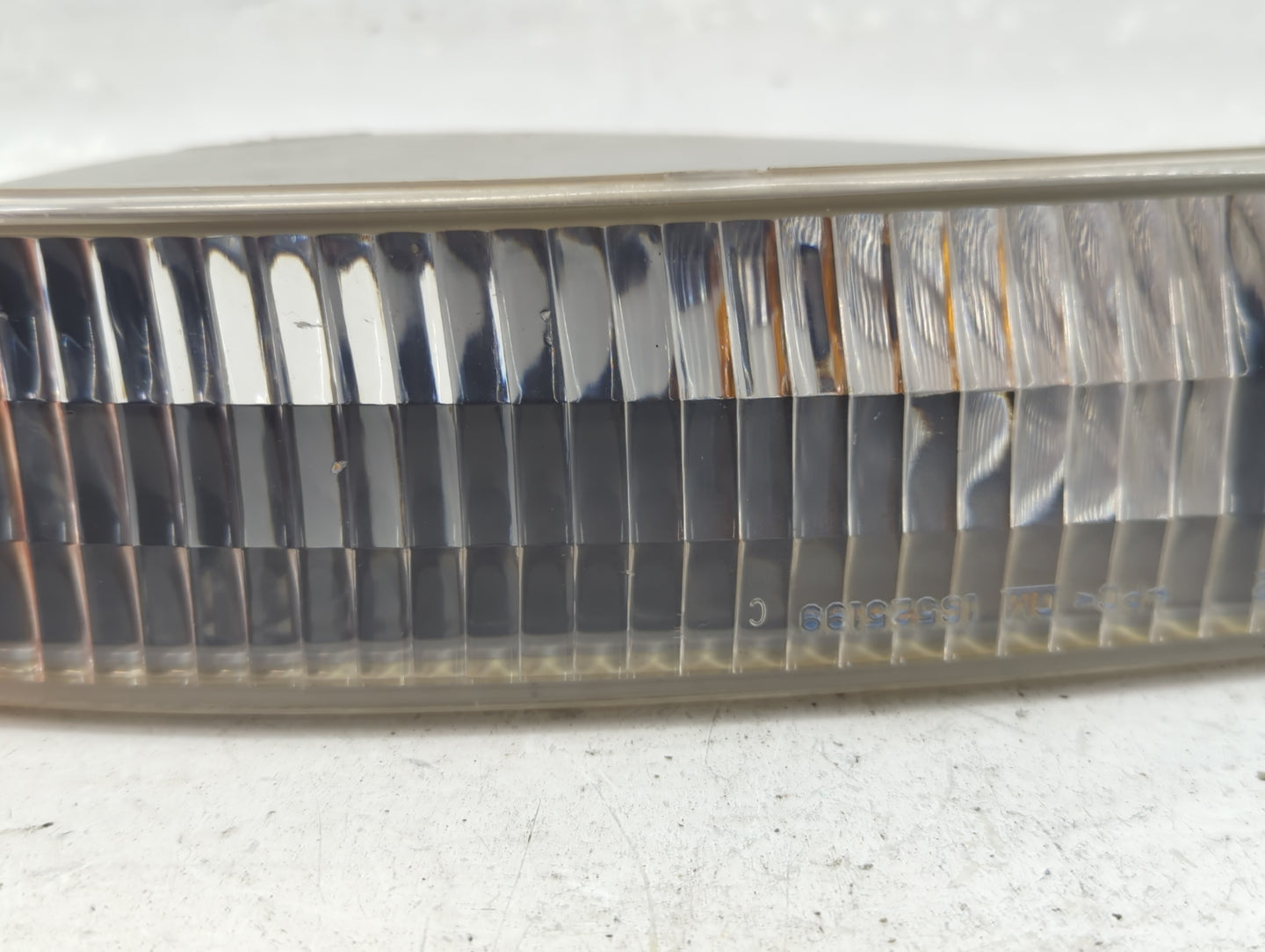 2000-2006 Gmc Yukon Xl 1500 Driver Left Oem Front Light Lamp - Oemusedautoparts1.com