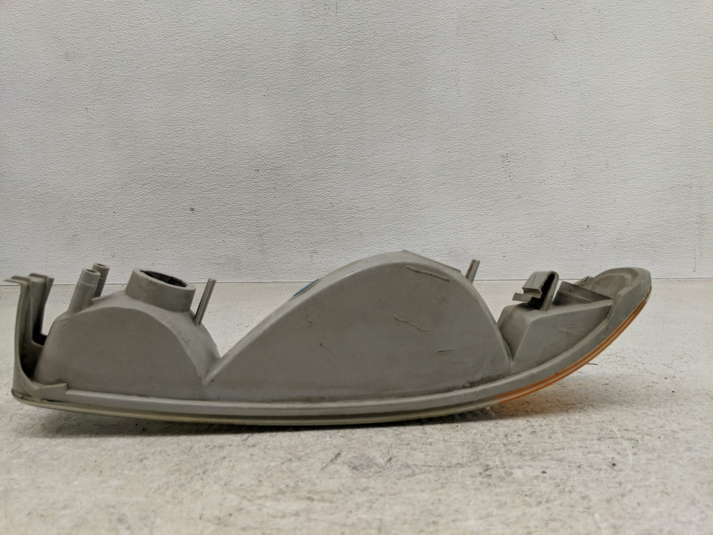 2000-2006 Gmc Yukon Xl 1500 Driver Left Oem Front Light Lamp - Oemusedautoparts1.com