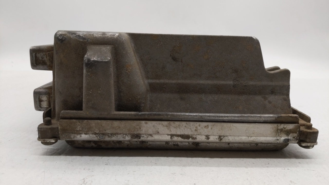 2004 Gmc Yukon Xl 1500 PCM Engine Control Computer ECU ECM PCU OEM P/N:12586242 12583660 Fits OEM Used Auto Parts - Oemuseda