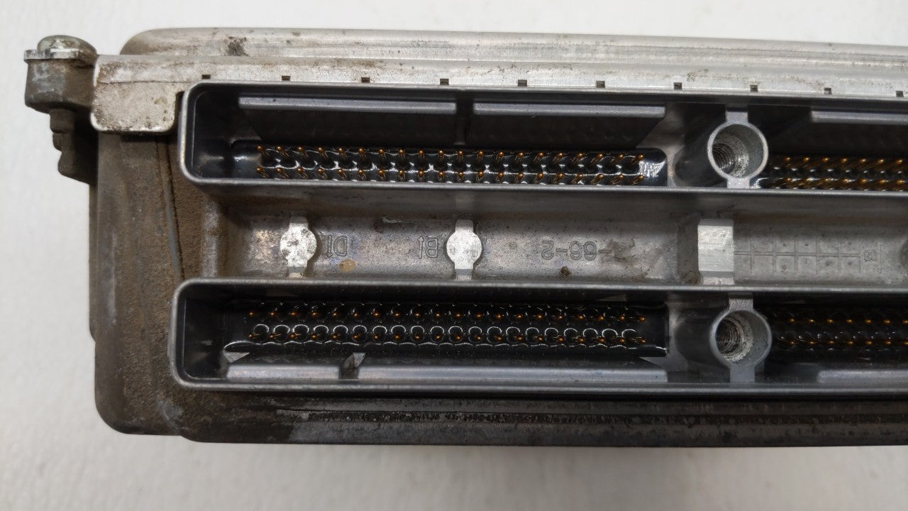 2004 Gmc Yukon Xl 1500 PCM Engine Control Computer ECU ECM PCU OEM P/N:12586242 12583660 Fits OEM Used Auto Parts - Oemuseda