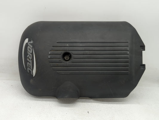 2004 Gmc Yukon Xl 1500 Engine Cover - Oemusedautoparts1.com