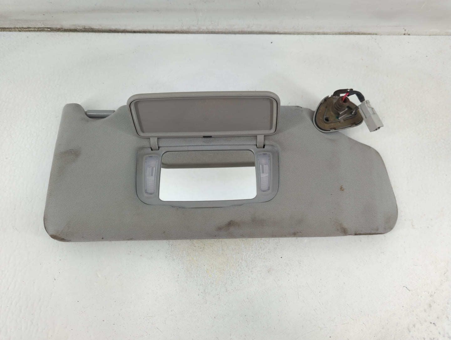 2003-2004 Honda Accord Sun Visor Shade Replacement Passenger Right Mirror Fits Fits 2003 2004 OEM Used Auto Parts - Oemuseda