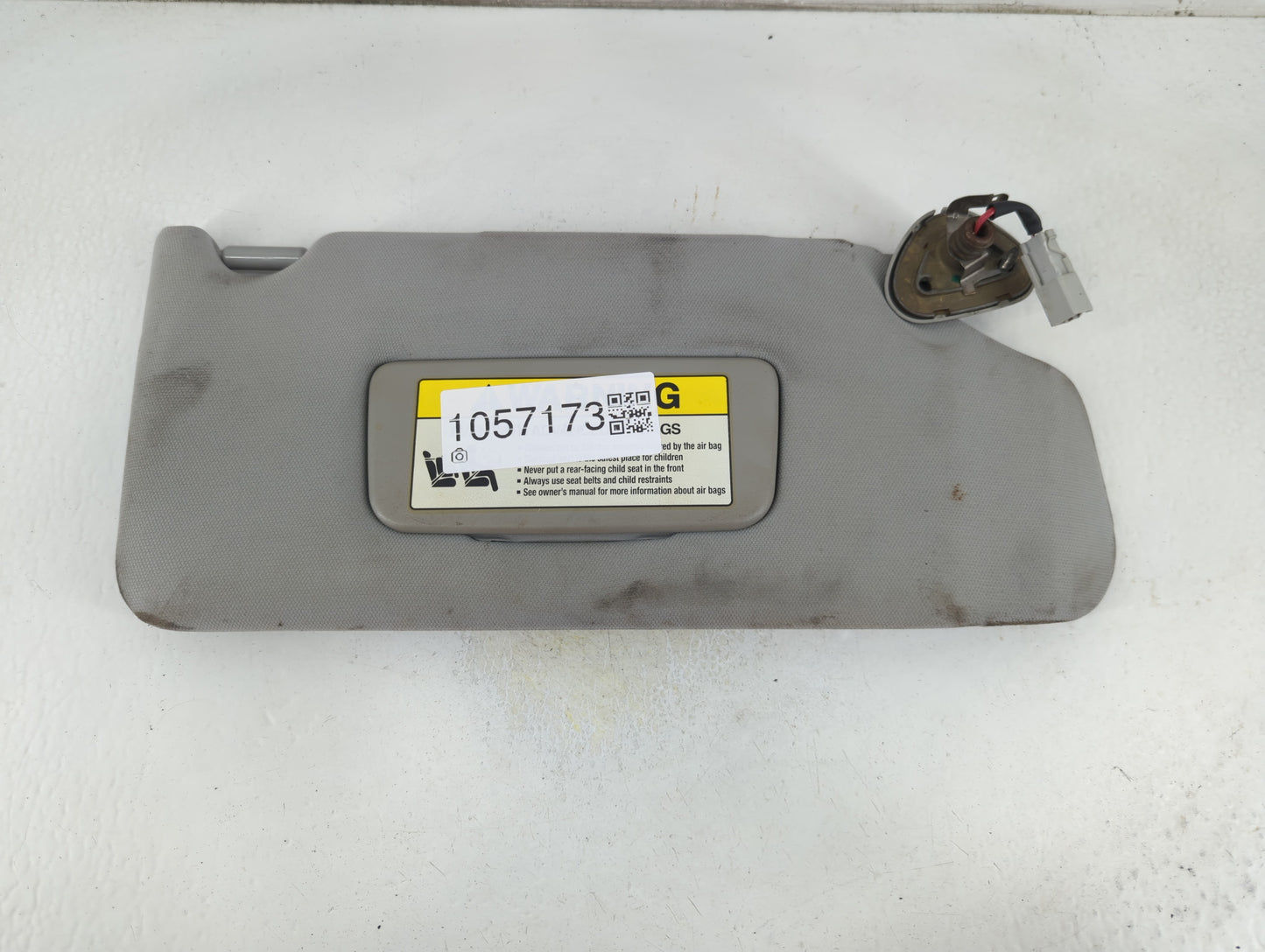 2003-2004 Honda Accord Sun Visor Shade Replacement Passenger Right Mirror Fits Fits 2003 2004 OEM Used Auto Parts - Oemuseda