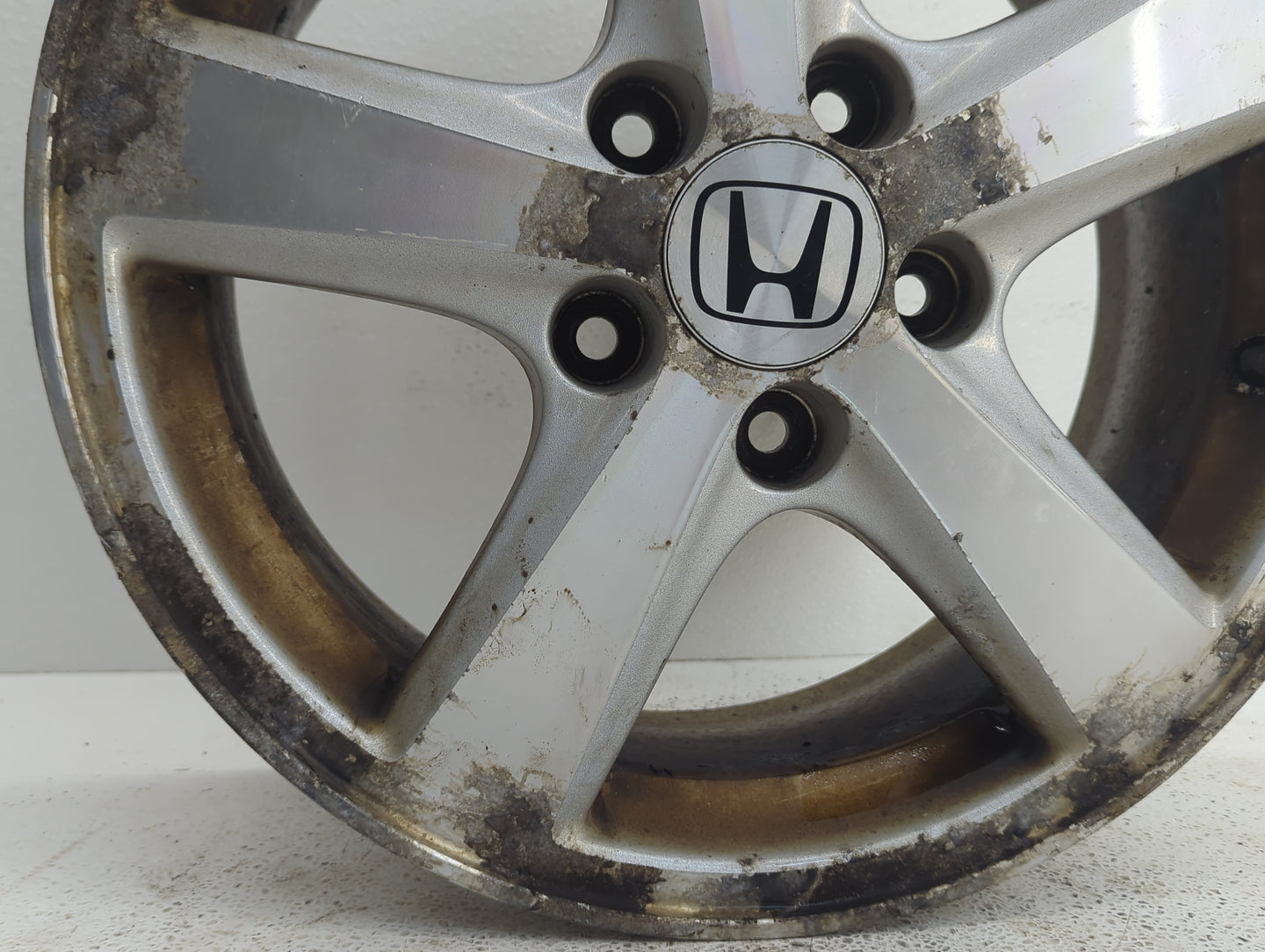 2003-2005 Honda Accord Oem Wheel Rim - Oemusedautoparts1.com