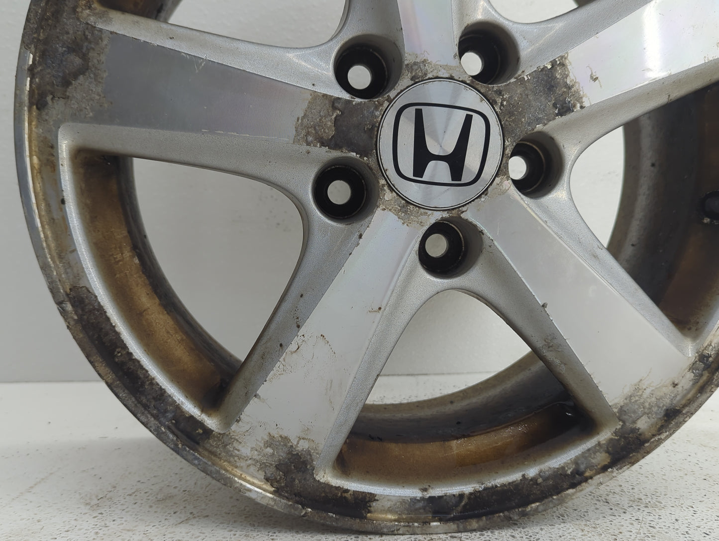 2003-2005 Honda Accord Oem Wheel Rim - Oemusedautoparts1.com