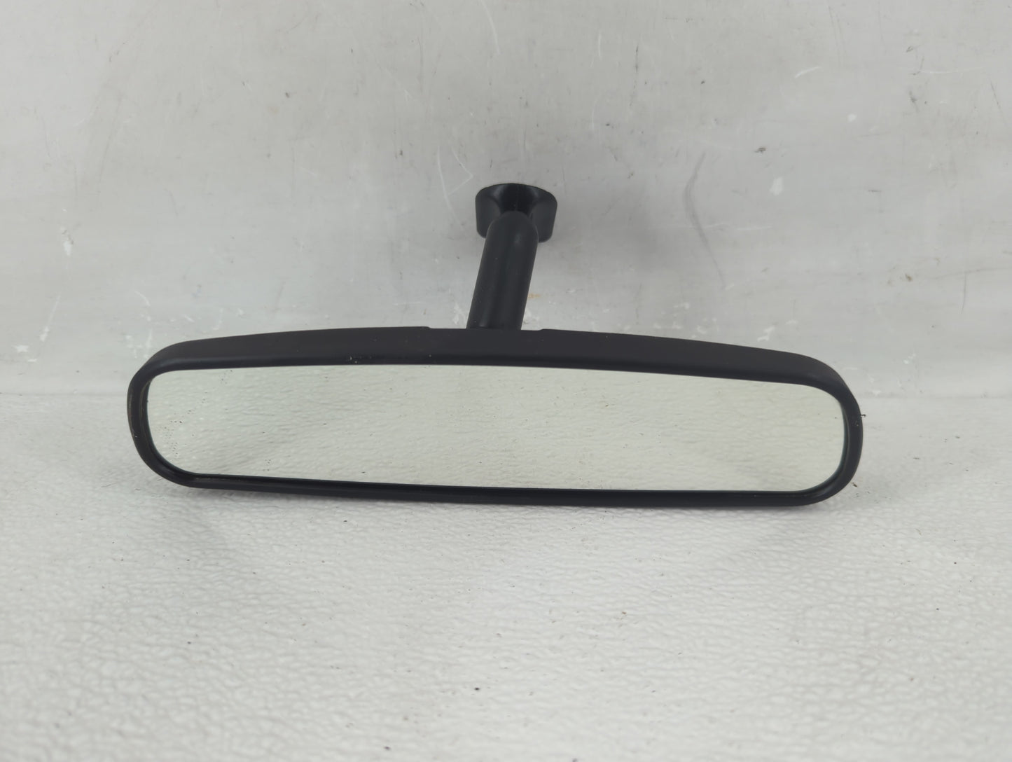2004 Honda Accord Interior Rear View Mirror Replacement OEM P/N:E8011681 Fits OEM Used Auto Parts - Oemusedautoparts1.com