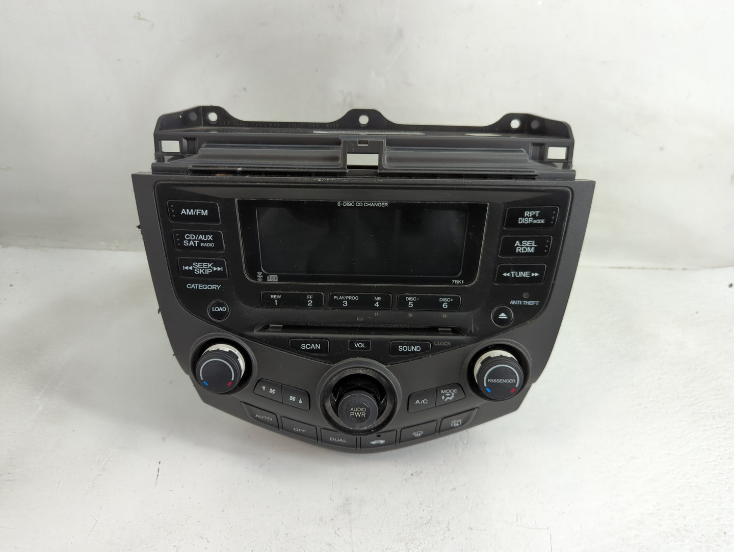 2004-2007 Honda Accord Radio AM FM Cd Player Receiver Replacement P/N:M4G478020 39175-SDA-L-L120-M2 Fits Fits 2004 2005 2006