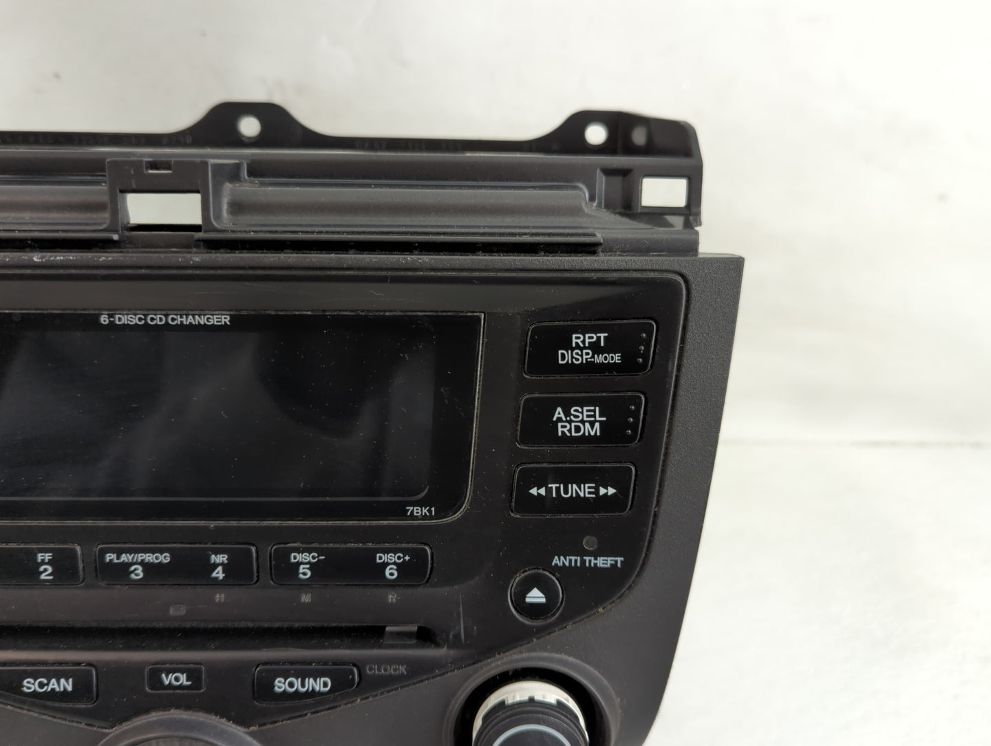 2004-2007 Honda Accord Radio AM FM Cd Player Receiver Replacement P/N:M4G478020 39175-SDA-L-L120-M2 Fits Fits 2004 2005 2006
