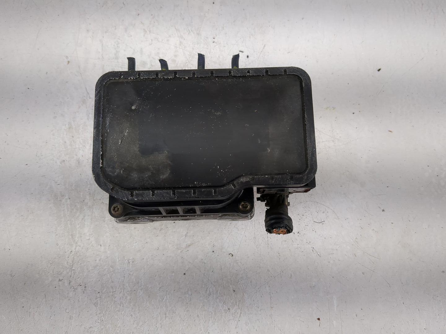 2003-2004 Honda Accord ABS Pump Control Module Replacement Fits Fits 2003 2004 OEM Used Auto Parts - Oemusedautoparts1.com
