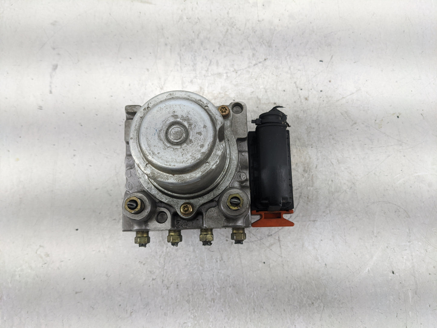 2003-2004 Honda Accord ABS Pump Control Module Replacement Fits Fits 2003 2004 OEM Used Auto Parts - Oemusedautoparts1.com