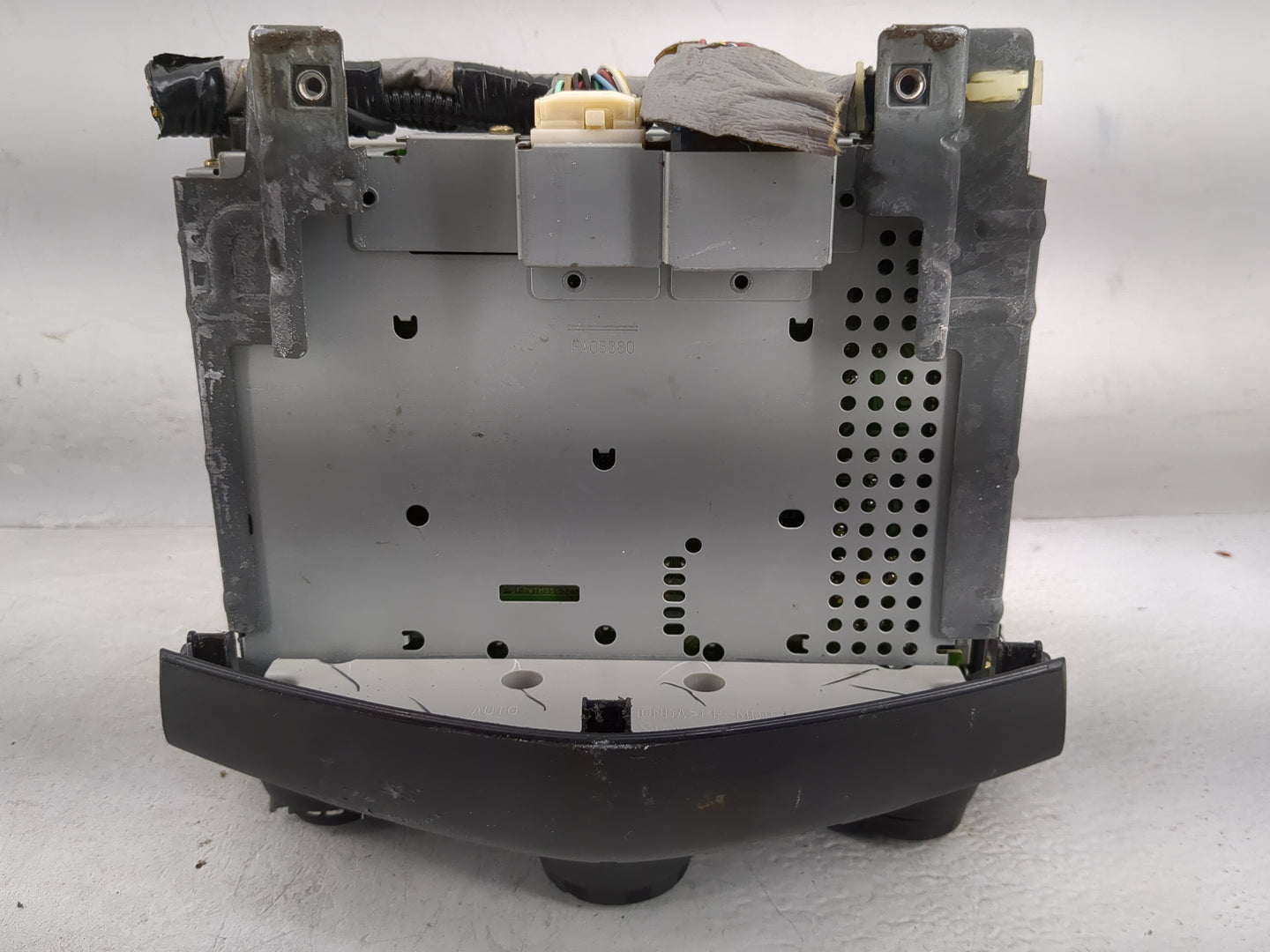 2004-2007 Honda Accord Radio AM FM Cd Player Receiver Replacement Fits Fits 2004 2005 2006 2007 OEM Used Auto Parts - Oemuse