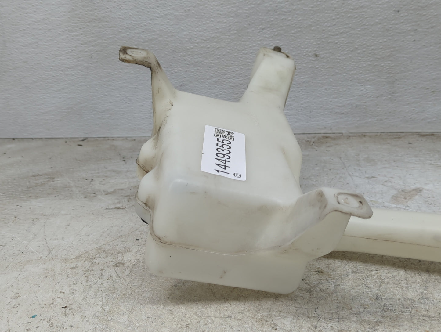 2003-2007 Honda Accord Windshield Washer Fluid Reservoir Bottle Oem - Oemusedautoparts1.com
