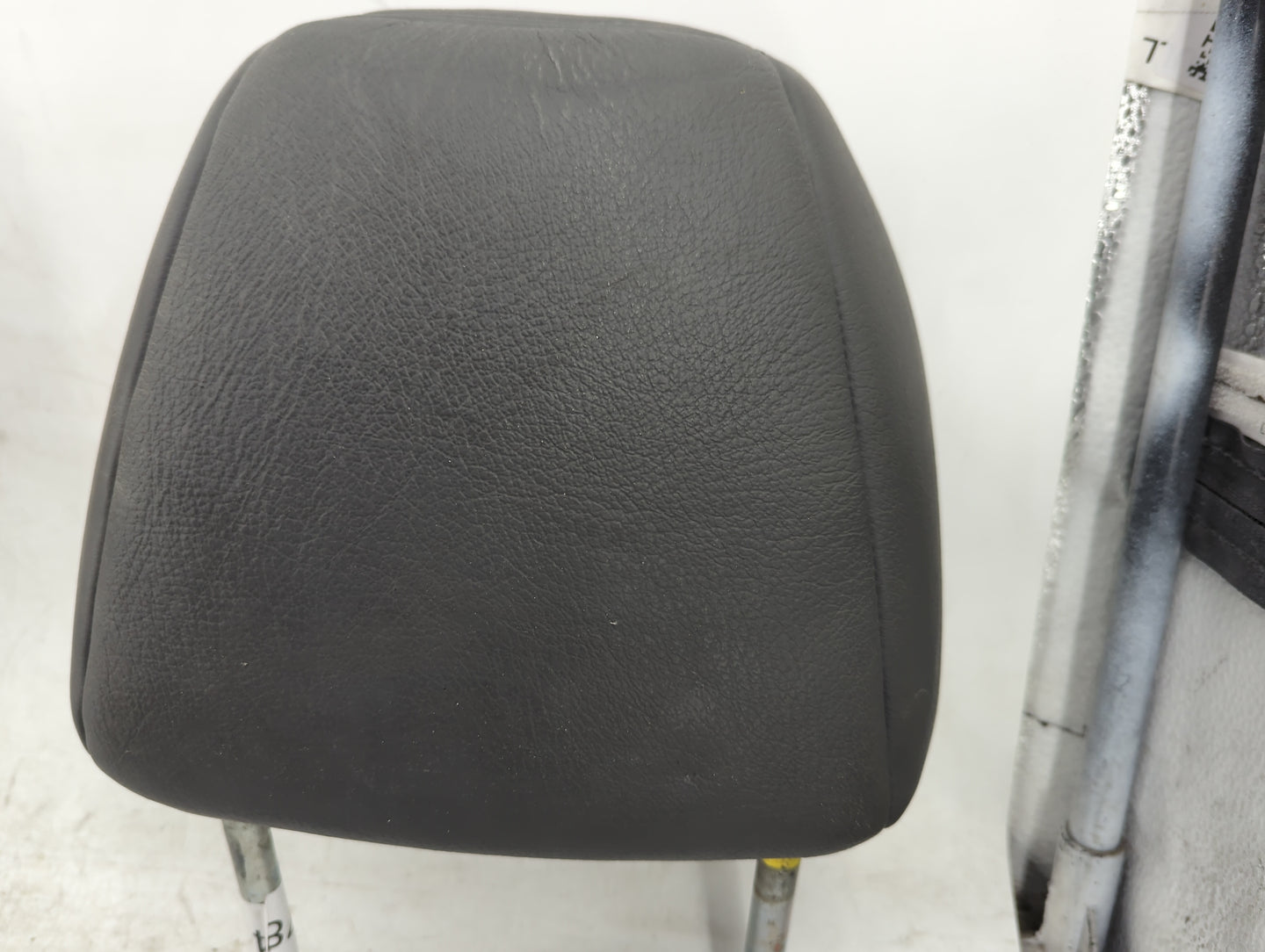 2003-2004 Honda Accord Headrest Head Rest Front Driver Seat Grey - Oemusedautoparts1.com