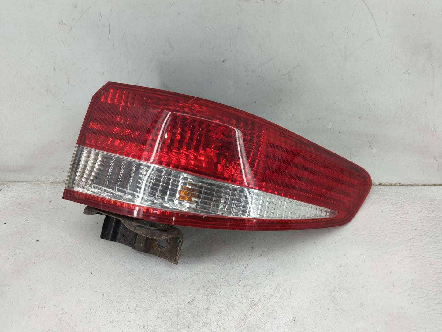 2003-2004 Honda Accord Tail Light Assembly Passenger Right OEM P/N:7443 W21/5W Fits Fits 2003 2004 OEM Used Auto Parts - Oem