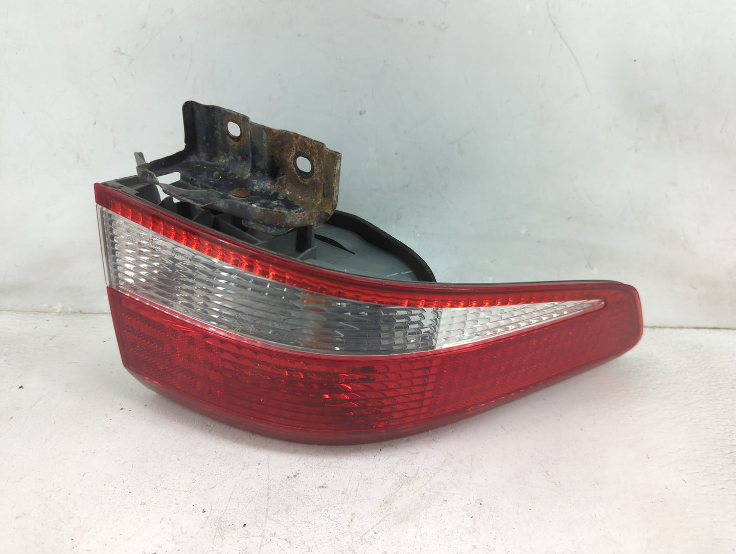 2003-2004 Honda Accord Tail Light Assembly Driver Left OEM P/N:7443 Fits Fits 2003 2004 OEM Used Auto Parts - Oemusedautopar