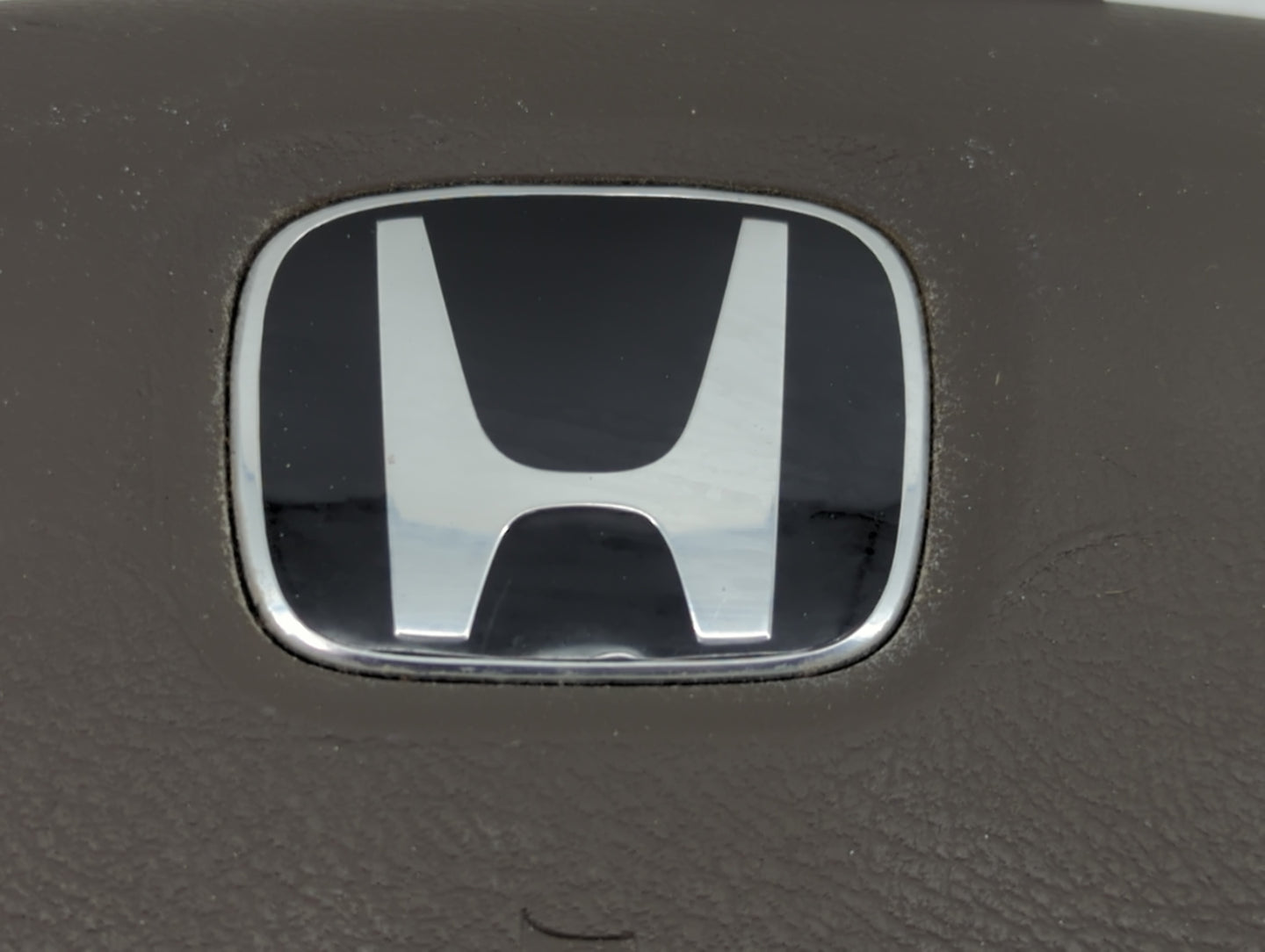 2004-2005 Honda Accord Air Bag Driver Left Steering Wheel Mounted 1466149 - Oemusedautoparts1.com