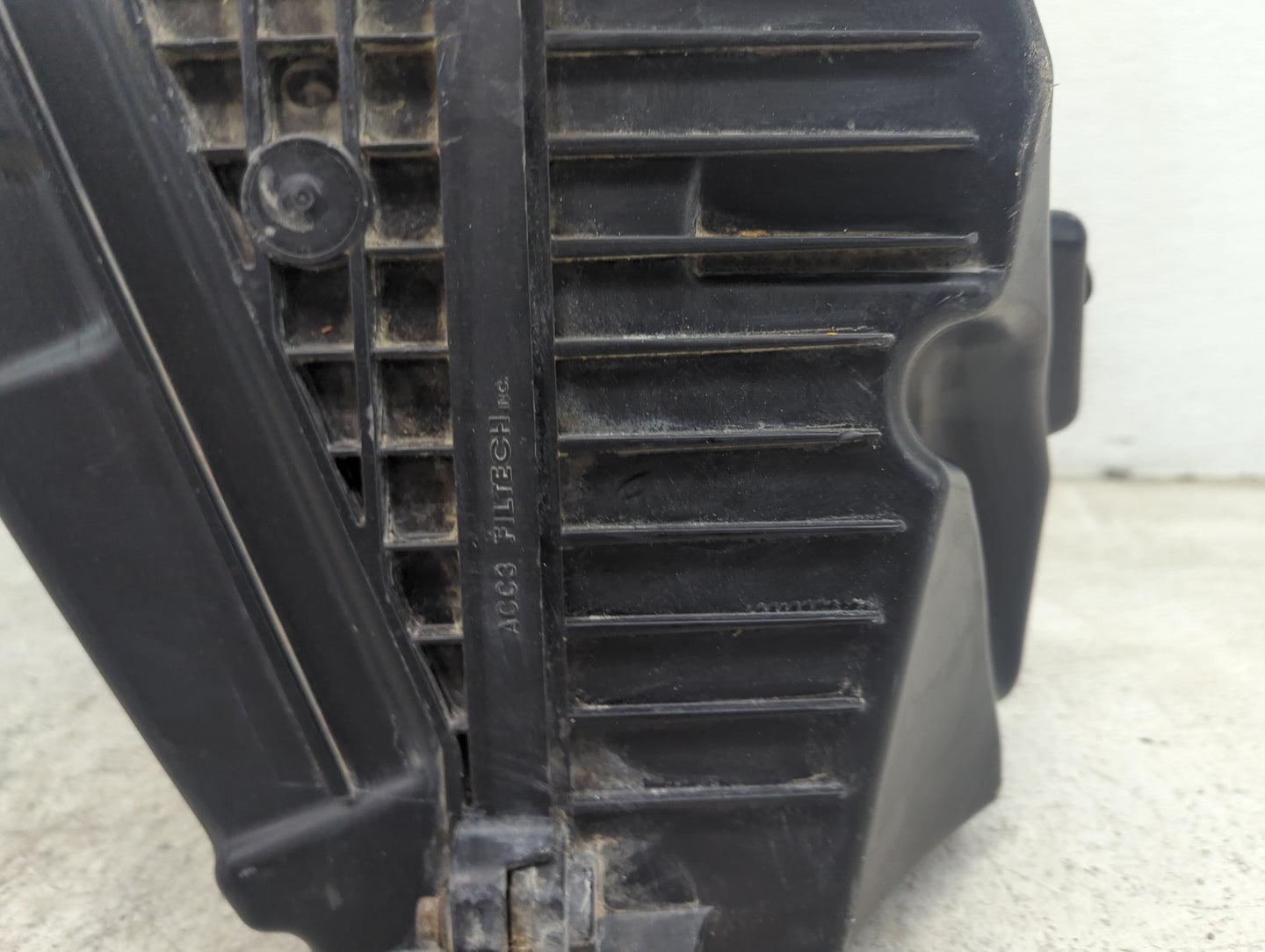 2004 Honda Accord Air Cleaner Intake-duct Hose Tube 1481004 - Oemusedautoparts1.com