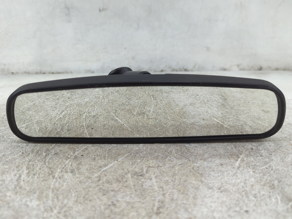 2004 Honda Accord Interior Rear View Mirror Replacement OEM P/N:E8 011681 011681 Fits OEM Used Auto Parts - Oemusedautoparts