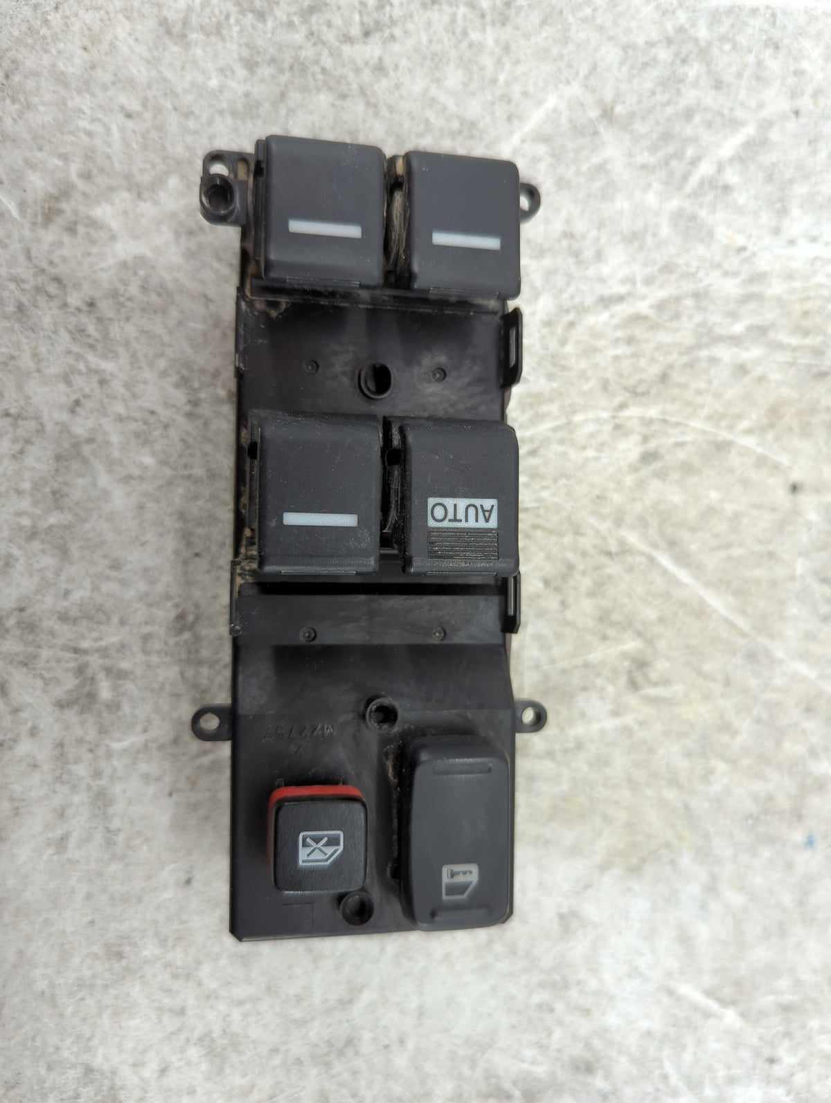 2004 Honda Accord Master Power Window Switch Replacement Driver Side Left P/N:0UCGBD-380H-B 8506-G8D380HB, G8D-380H-B Fits O