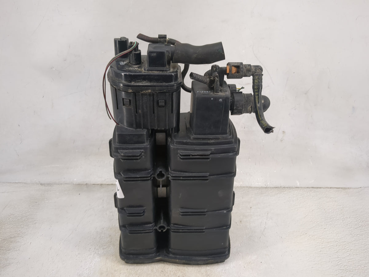 2004 Honda Accord Fuel Vapor Charcoal Canister 1515421 - Oemusedautoparts1.com