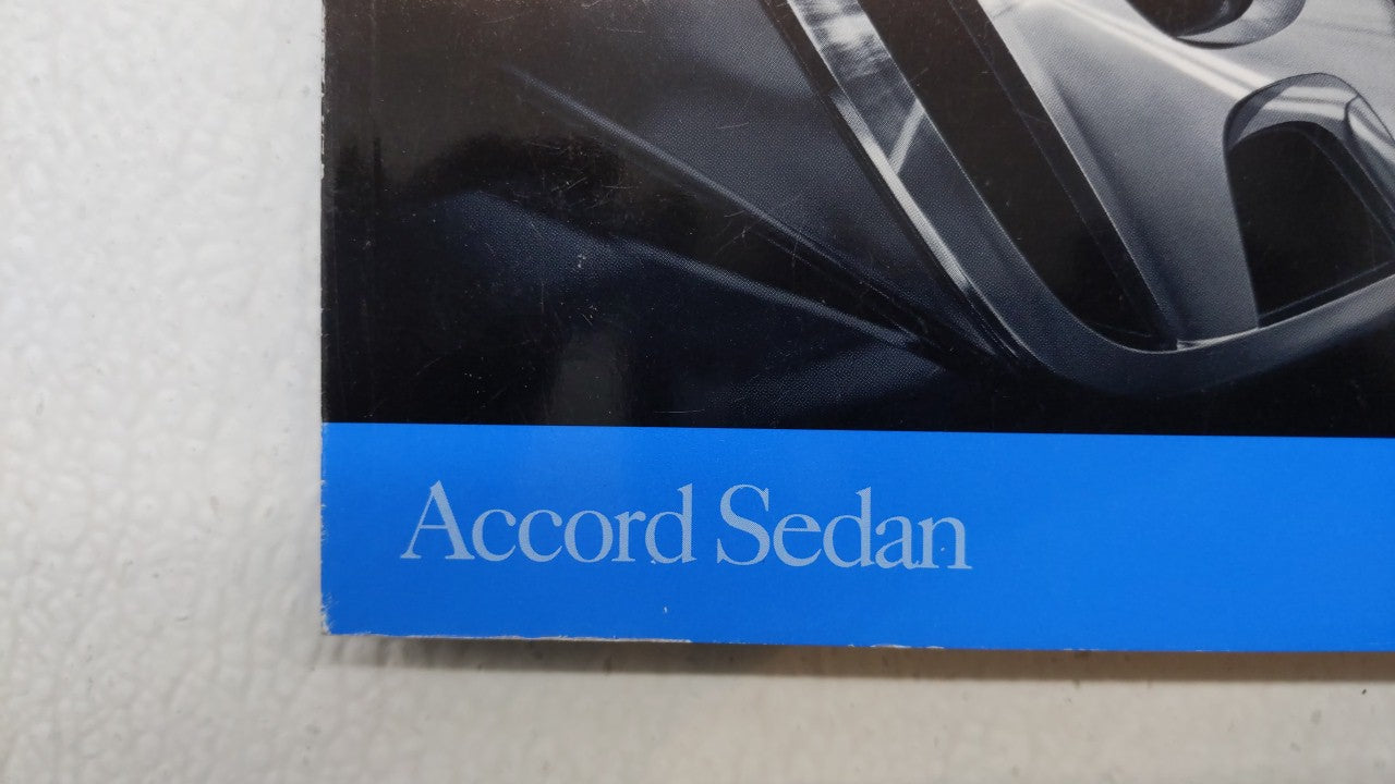2004 Honda Accord Owners Manual Book Guide P/N:00X31-SDA-6100 OEM Used Auto Parts - Oemusedautoparts1.com