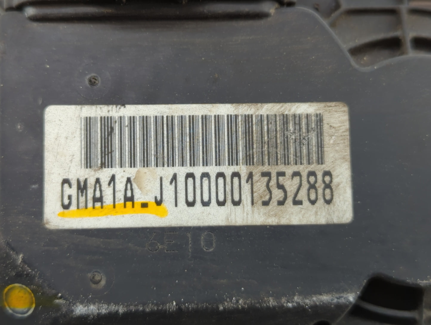 2003-2004 Honda Accord Throttle Body P/N:GMA3A GMA1A Fits Fits 2003 2004 OEM Used Auto Parts - Oemusedautoparts1.com