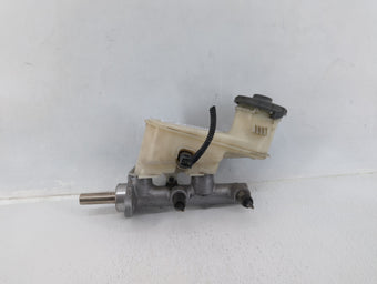 compare product 2003-2004 Honda Accord Brake Master Cylinder 585282