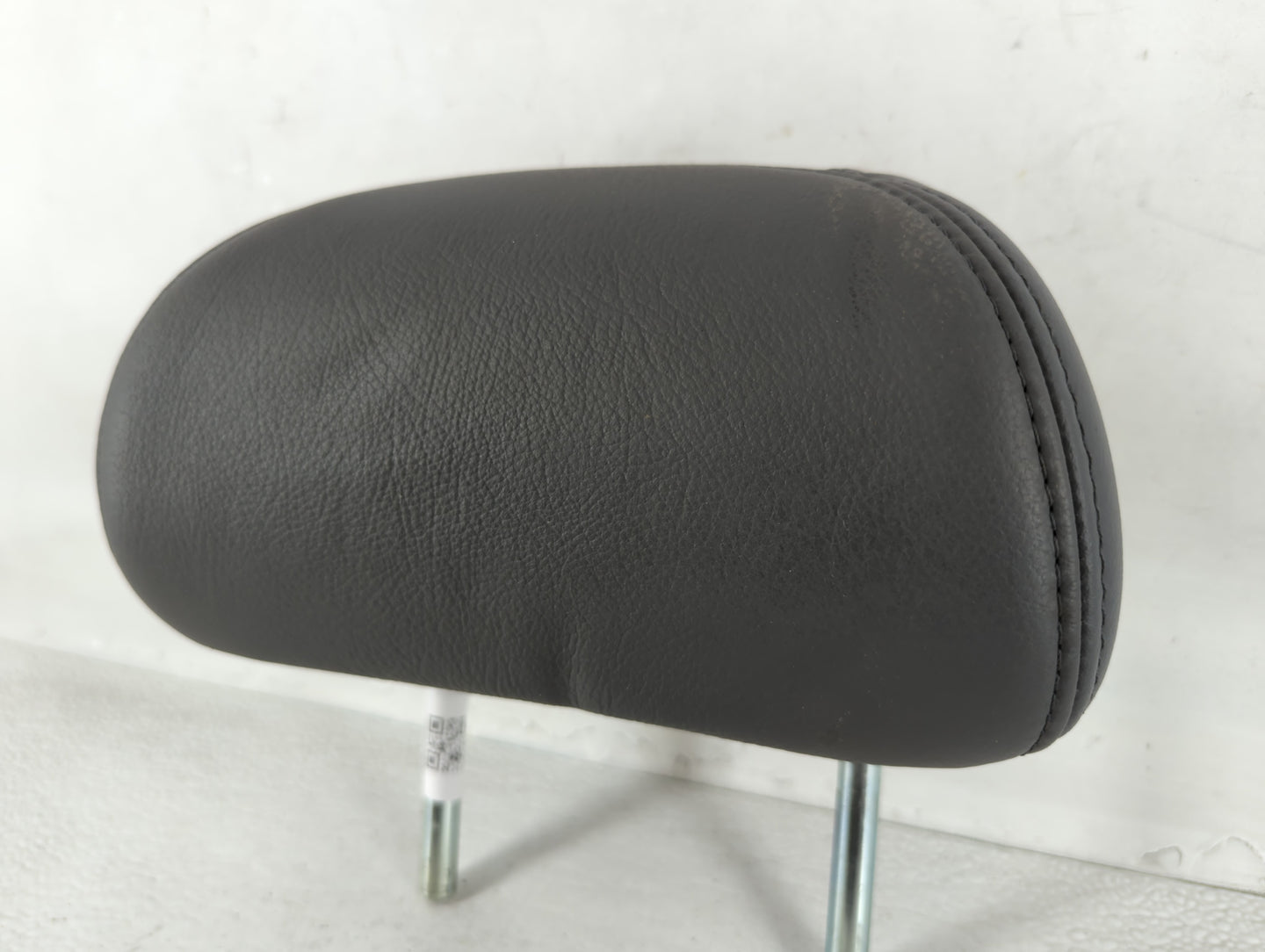 2003-2004 Honda Accord Headrest Head Rest Rear Seat Fits Fits 2003 2004 OEM Used Auto Parts - Oemusedautoparts1.com