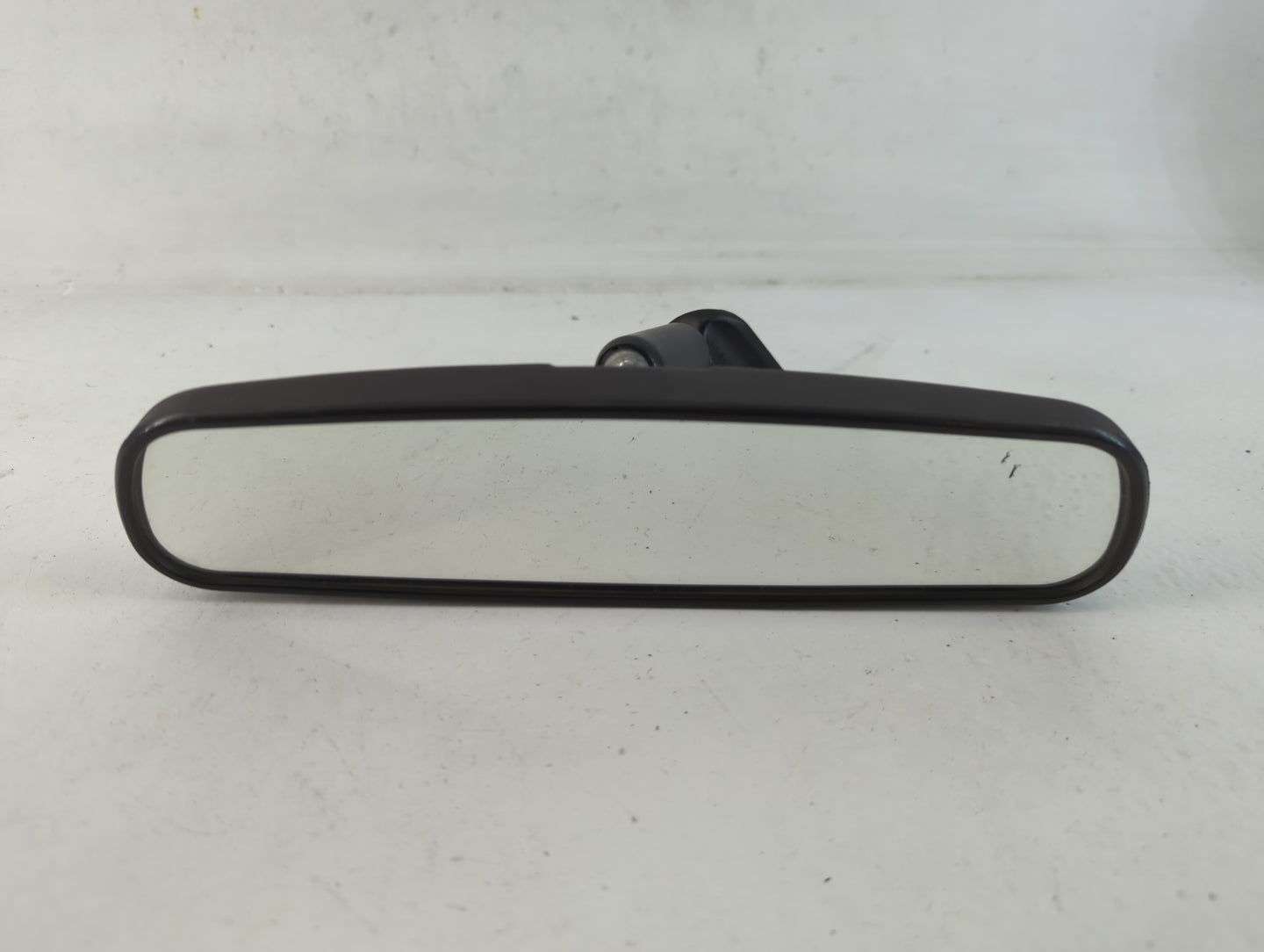2004 Honda Accord Interior Rear View Mirror Replacement OEM P/N:IE8011681 Fits OEM Used Auto Parts - Oemusedautoparts1.com