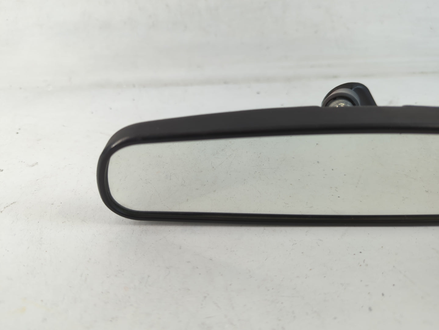 2004 Honda Accord Interior Rear View Mirror Replacement OEM P/N:IE8011681 Fits OEM Used Auto Parts - Oemusedautoparts1.com