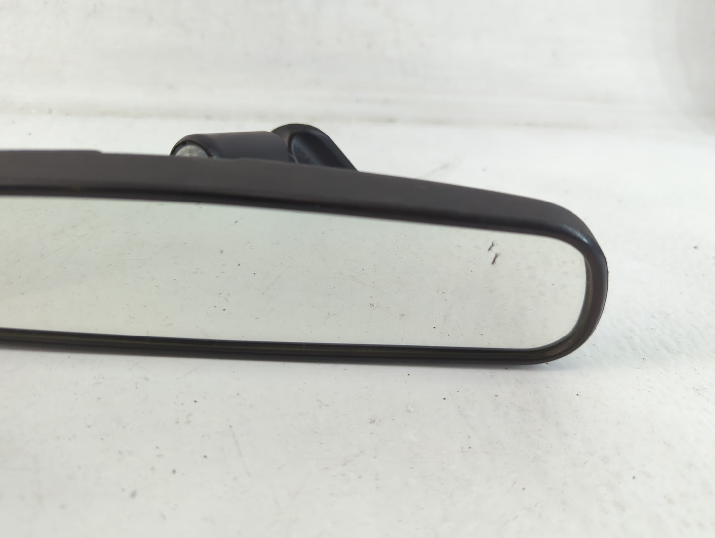 2004 Honda Accord Interior Rear View Mirror Replacement OEM P/N:IE8011681 Fits OEM Used Auto Parts - Oemusedautoparts1.com