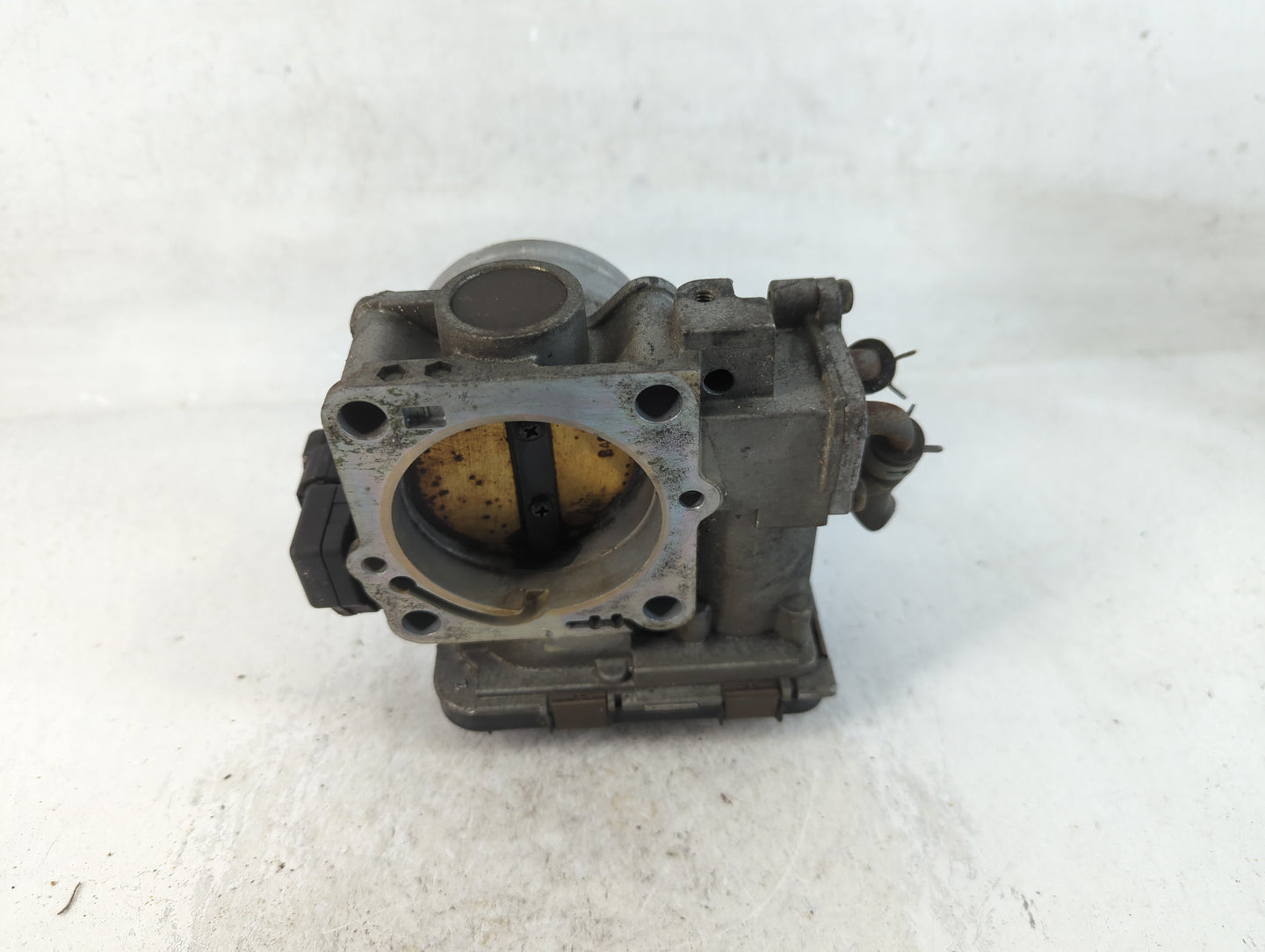 2003-2004 Honda Accord Throttle Body P/N:GMA1A Fits Fits 2003 2004 OEM Used Auto Parts - Oemusedautoparts1.com
