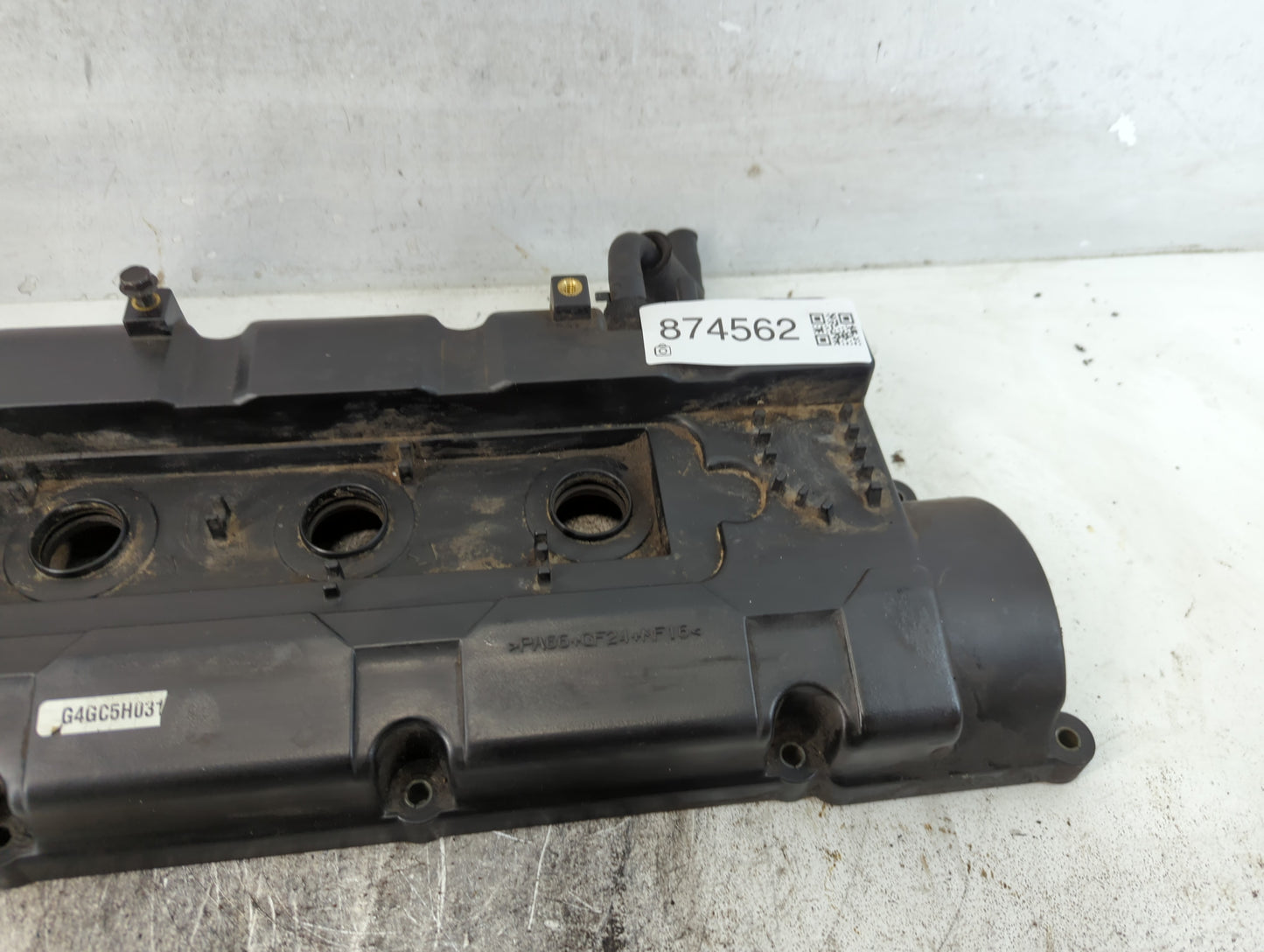 2004 Honda Accord Passenger Right Cylinder Head Valve Cover Fits OEM Used Auto Parts - Oemusedautoparts1.com