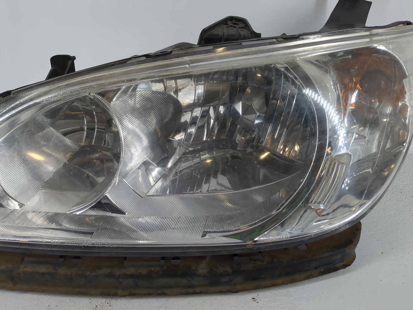 2004-2005 Honda Civic Driver Left Oem Head Light Headlight Lamp - Oemusedautoparts1.com