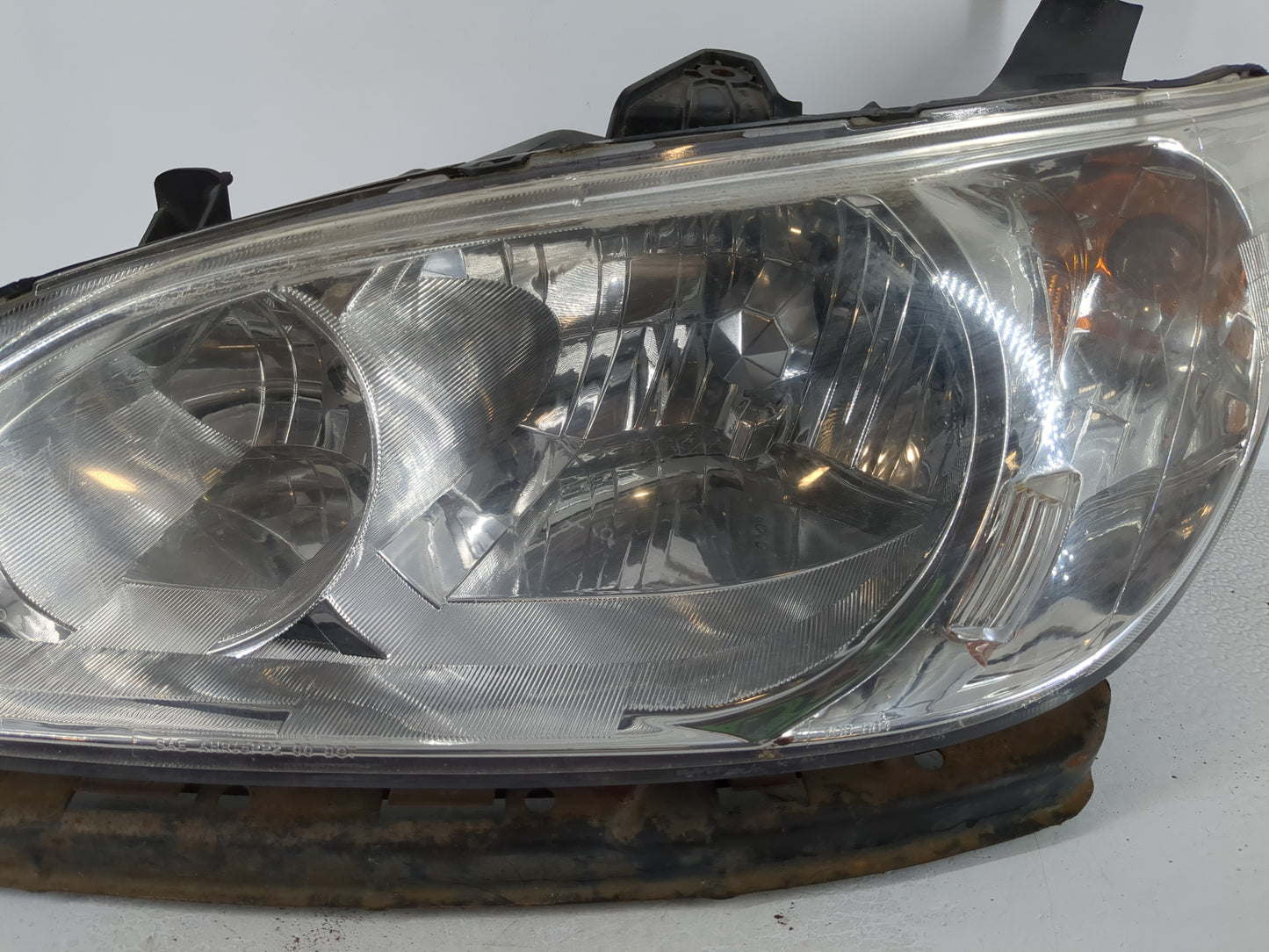 2004-2005 Honda Civic Driver Left Oem Head Light Headlight Lamp - Oemusedautoparts1.com