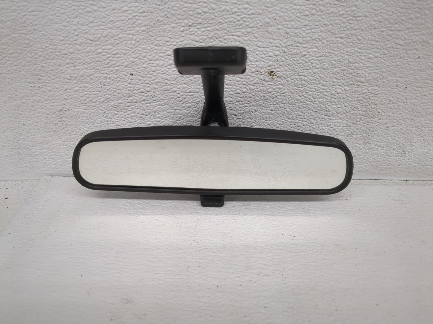 2004 Honda Civic Interior Rear View Mirror Replacement OEM P/N:E8011681 Fits OEM Used Auto Parts - Oemusedautoparts1.com