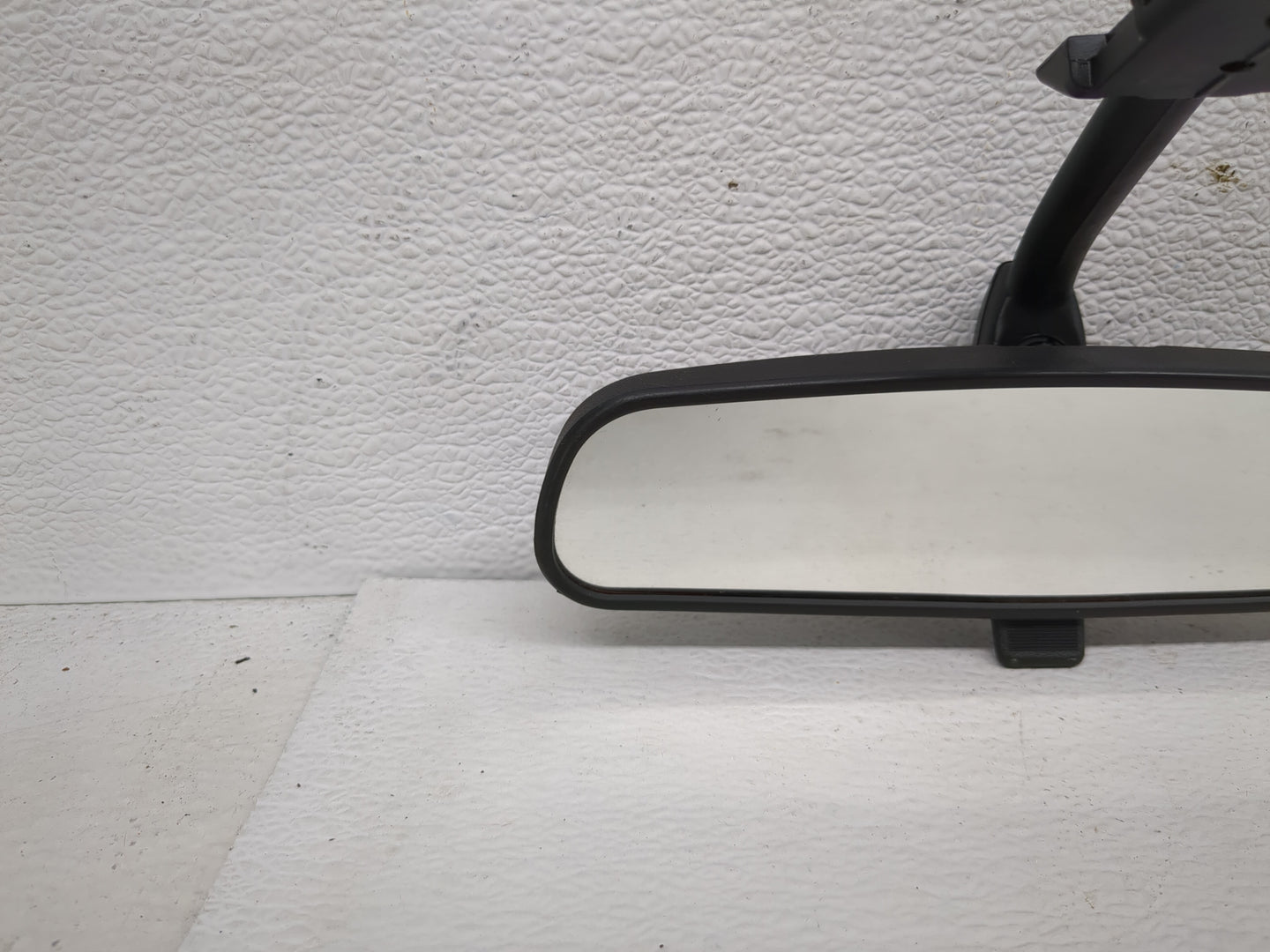 2004 Honda Civic Interior Rear View Mirror Replacement OEM P/N:E8011681 Fits OEM Used Auto Parts - Oemusedautoparts1.com