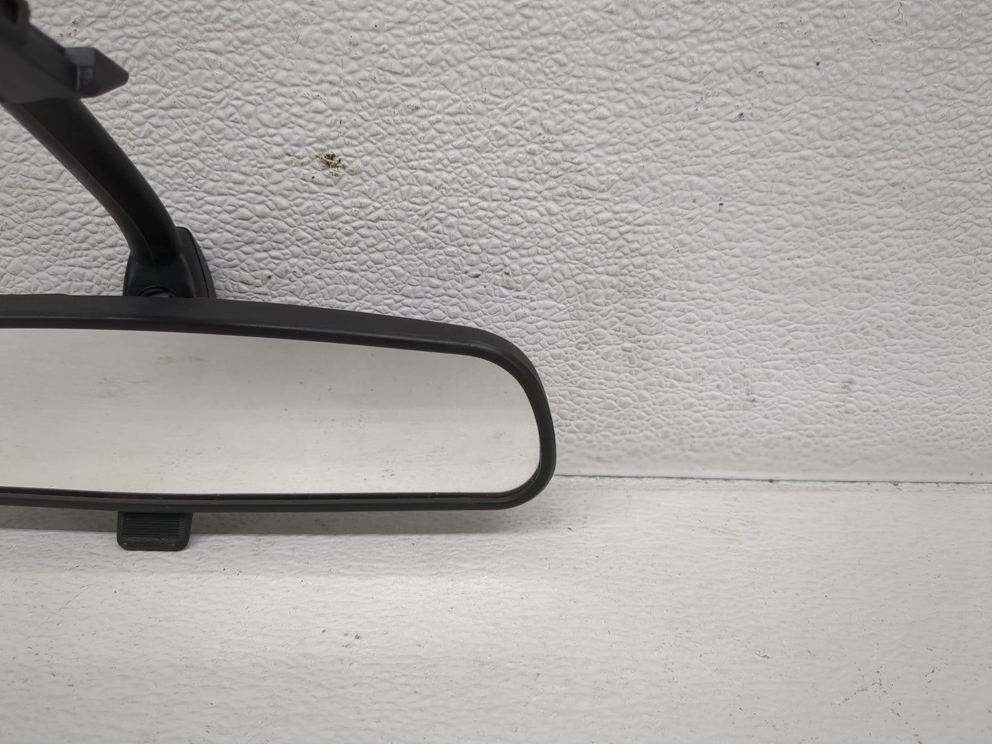 2004 Honda Civic Interior Rear View Mirror Replacement OEM P/N:E8011681 Fits OEM Used Auto Parts - Oemusedautoparts1.com