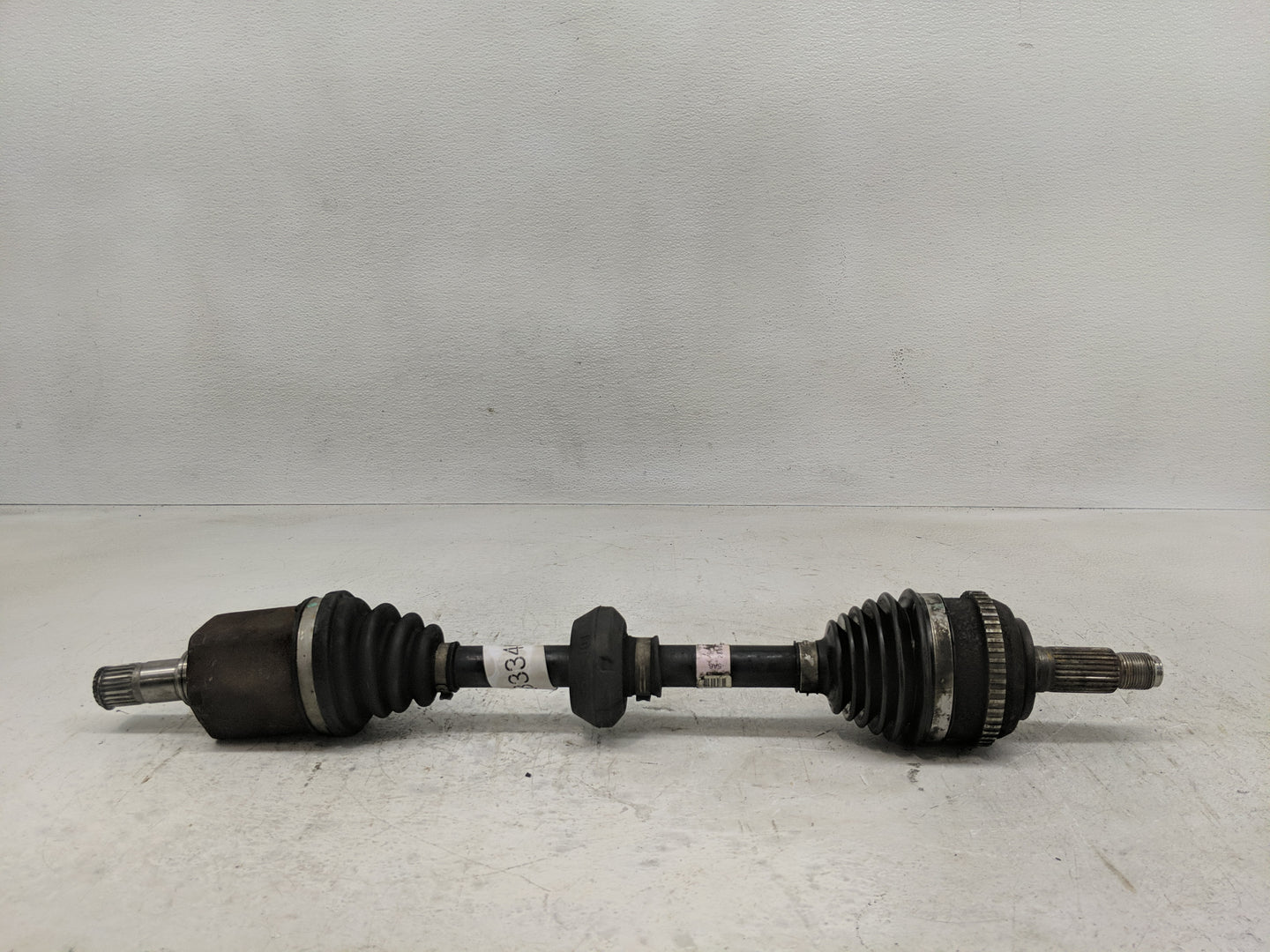 2001-2005 Honda Civic Axle Shaft Front Driver Cv C/v - Oemusedautoparts1.com