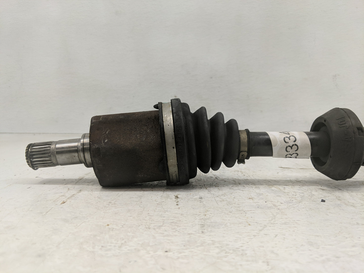 2001-2005 Honda Civic Axle Shaft Front Driver Cv C/v - Oemusedautoparts1.com
