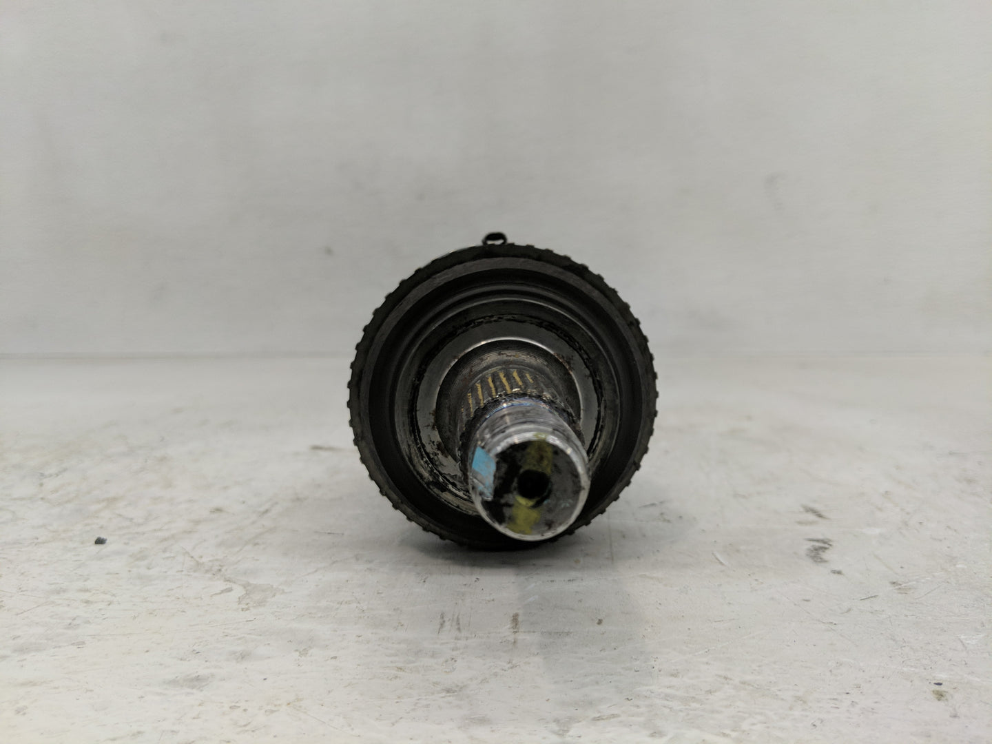 2001-2005 Honda Civic Axle Shaft Front Driver Cv C/v - Oemusedautoparts1.com